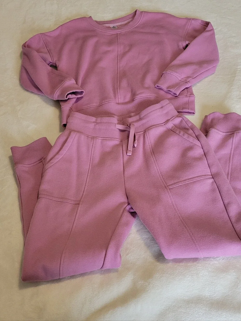 Girls Lilac Two-Piece Sweatshirt & Jogger Set